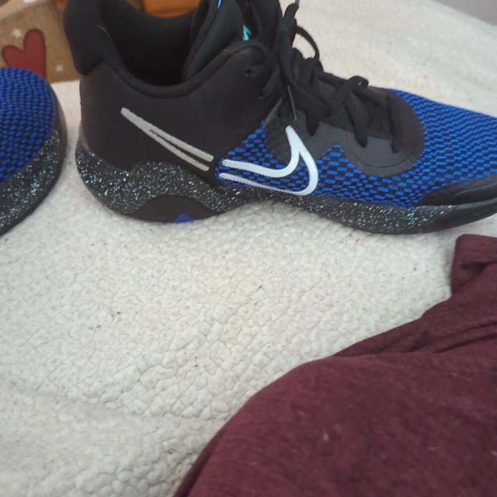 Men's Nike KD basketball shoes